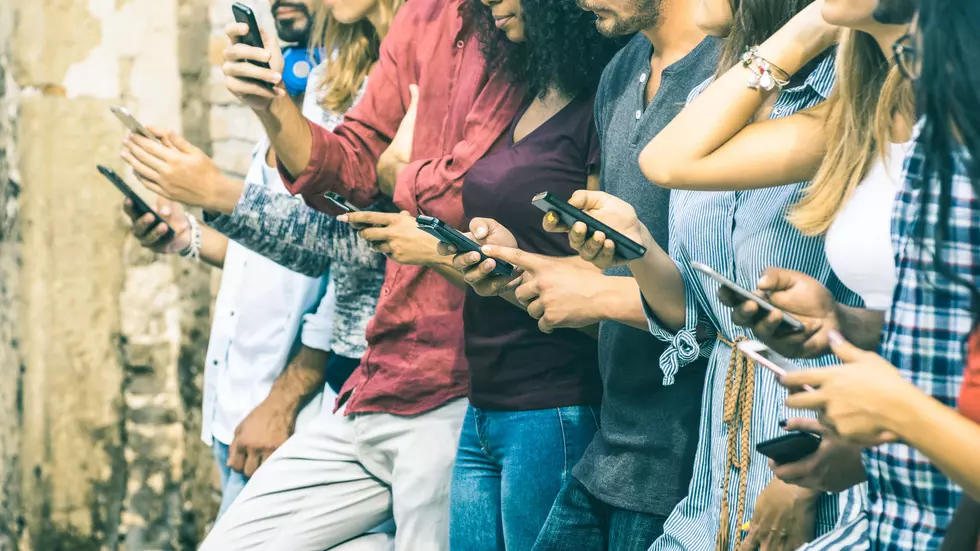Texas Psychologist Says Parents Fail When It Comes To Children’s Screen Time